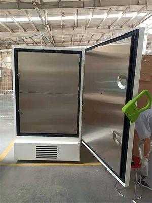 728 litri ULT di congelatore verticale del laboratorio con il sistema di raffreddamento doppio